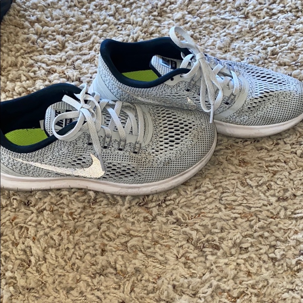 Running shoes